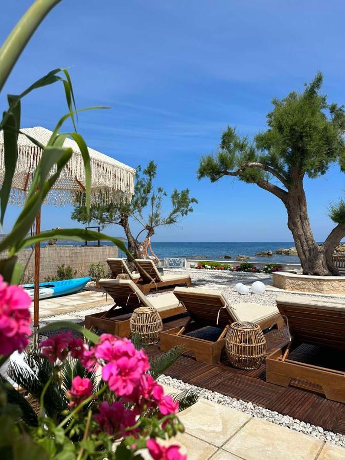 Villa Seashell -Wonderful Newly Renovated Villa On The Beach Galatás Exteriér fotografie